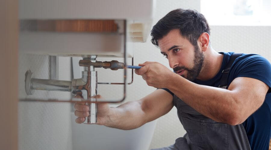 Professional water heater installation services in Vandervoort, AR